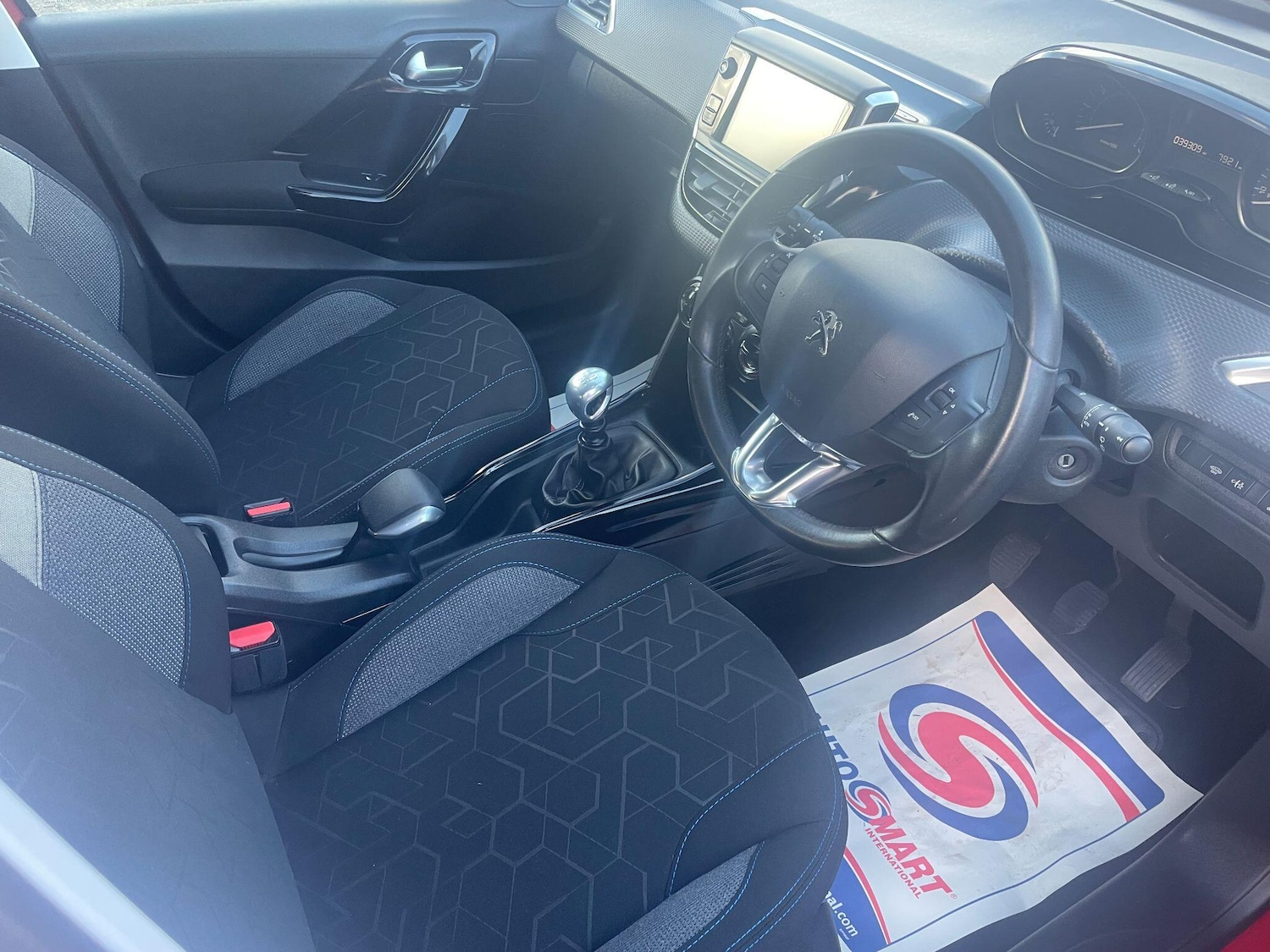 Used Peugeot 2008 2019 for sale - 76743352: Photo 15