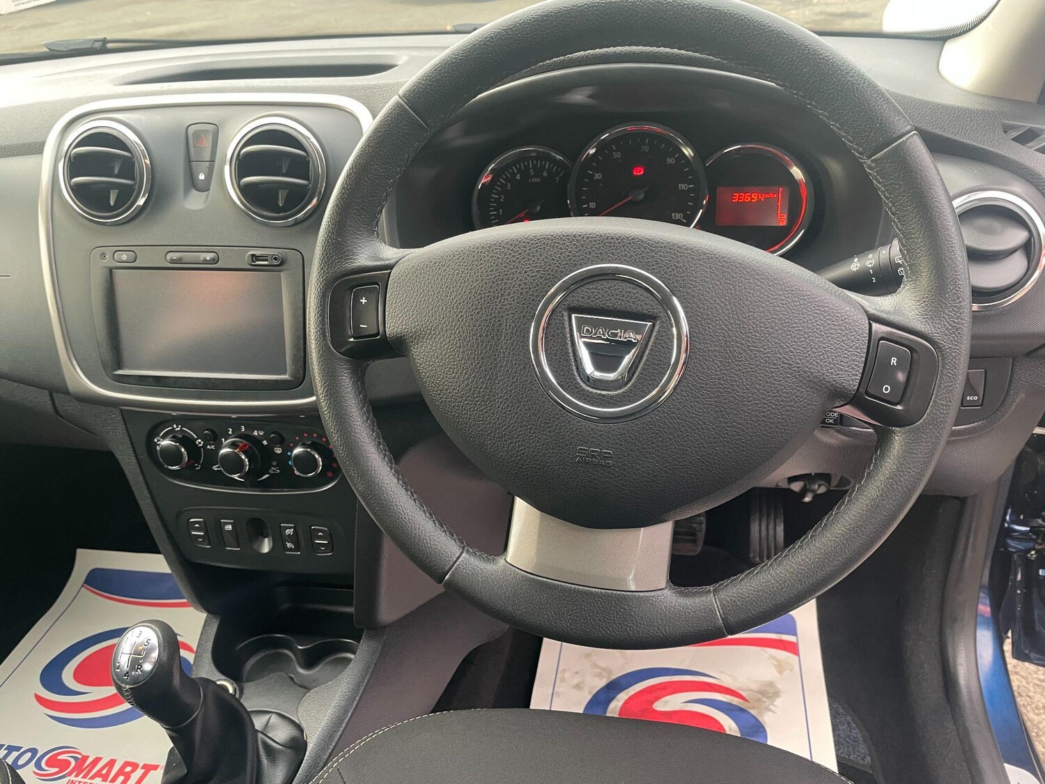 Used Dacia Sandero 2015 for sale - 76317850: Photo 17