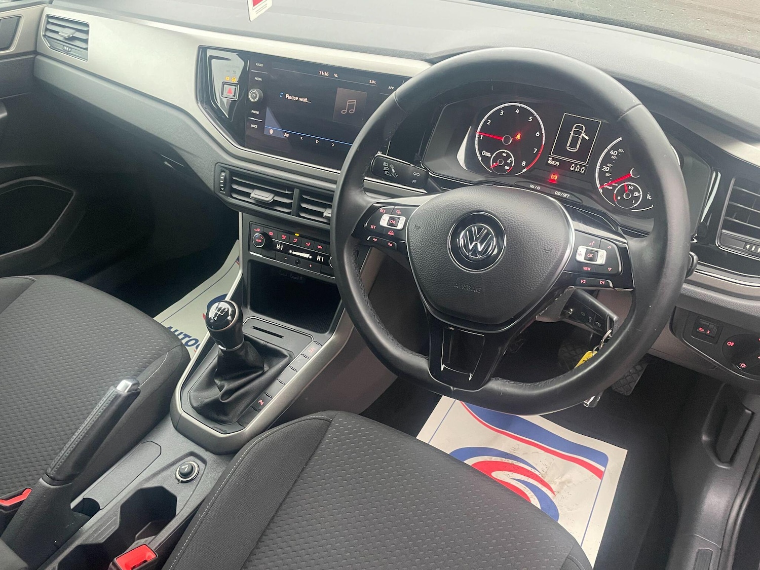Used Volkswagen Polo 2018 for sale - 76715417: Photo 16