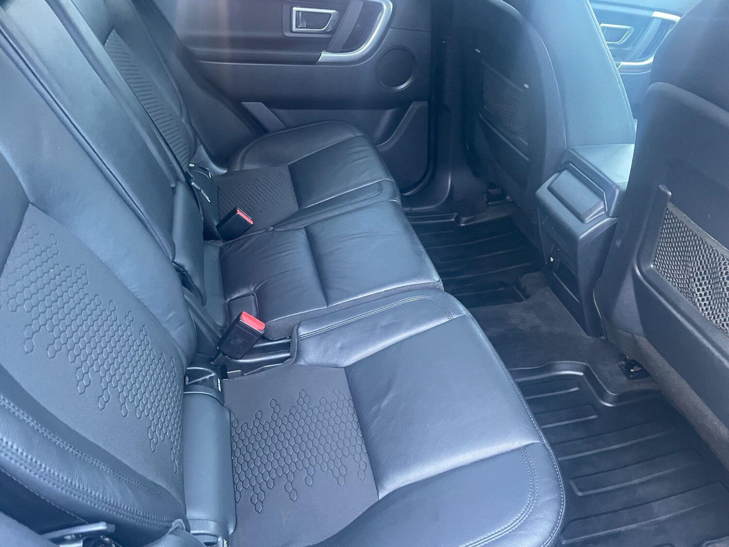 Used Land Rover Discovery Sport 2017 for sale - 76898697: Photo 20