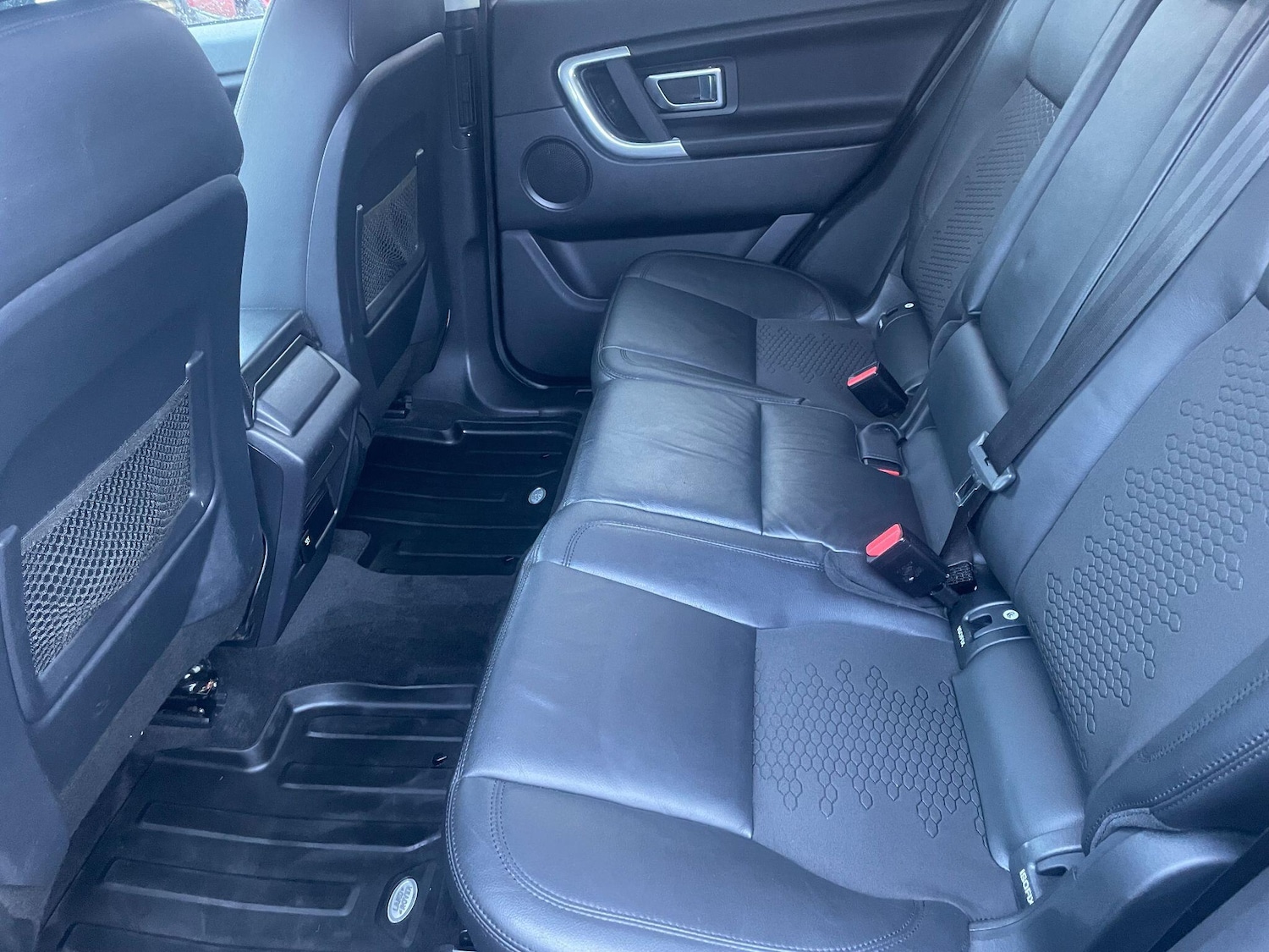 Used Land Rover Discovery Sport 2017 for sale - 76898697: Photo 24