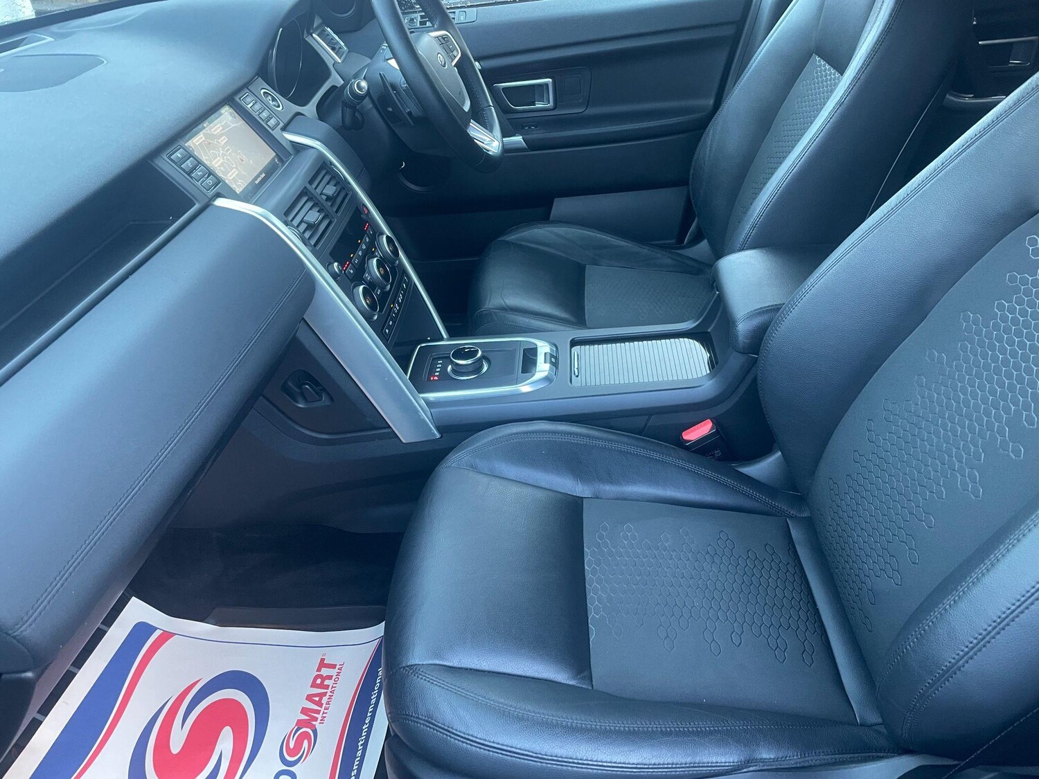 Used Land Rover Discovery Sport 2017 for sale - 76898697: Photo 25