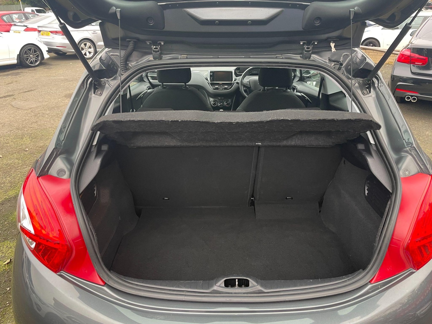 Vehicle 29
