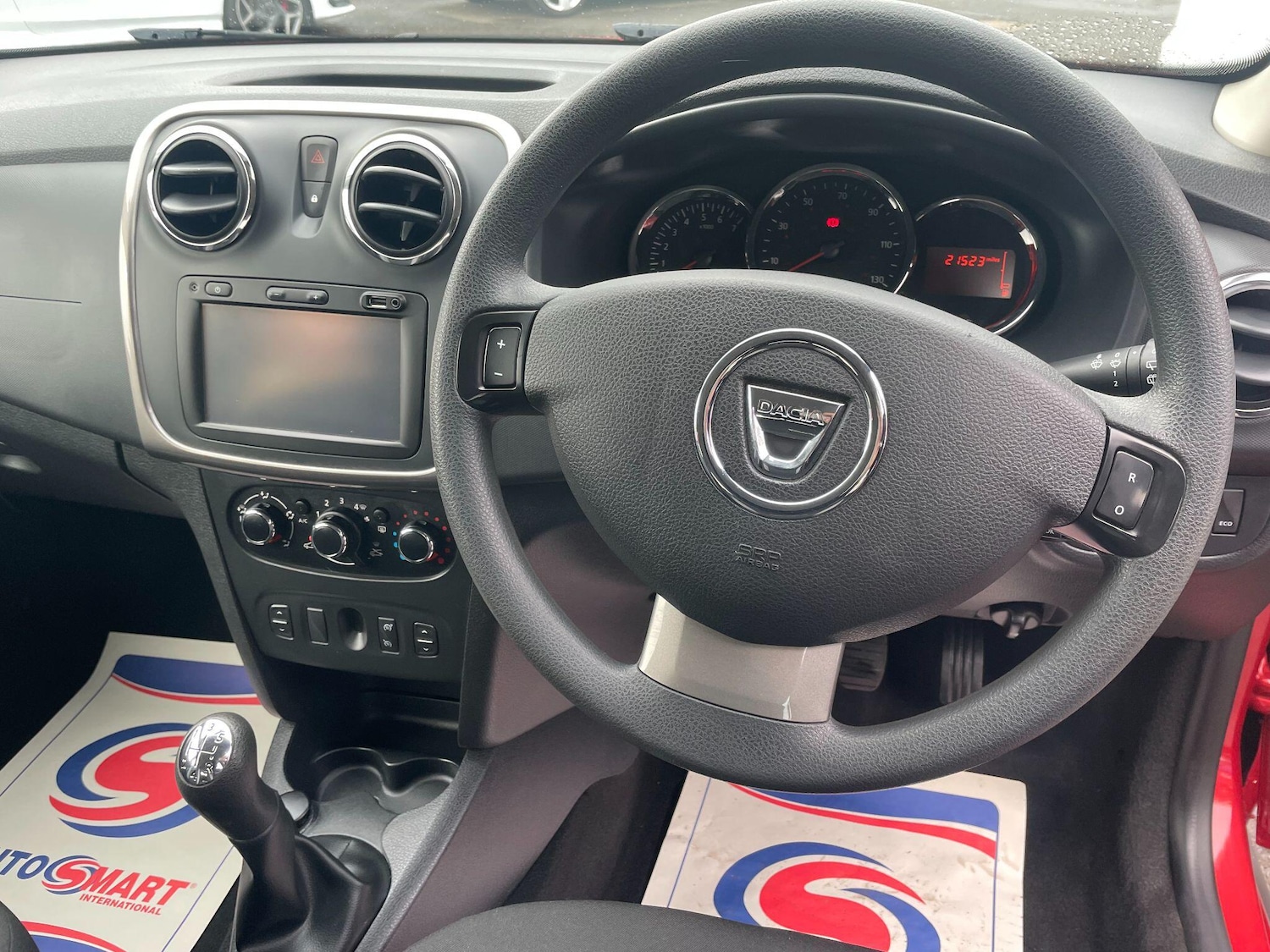 Used Dacia Sandero Stepway 2015 for sale - 76109491: Photo 17