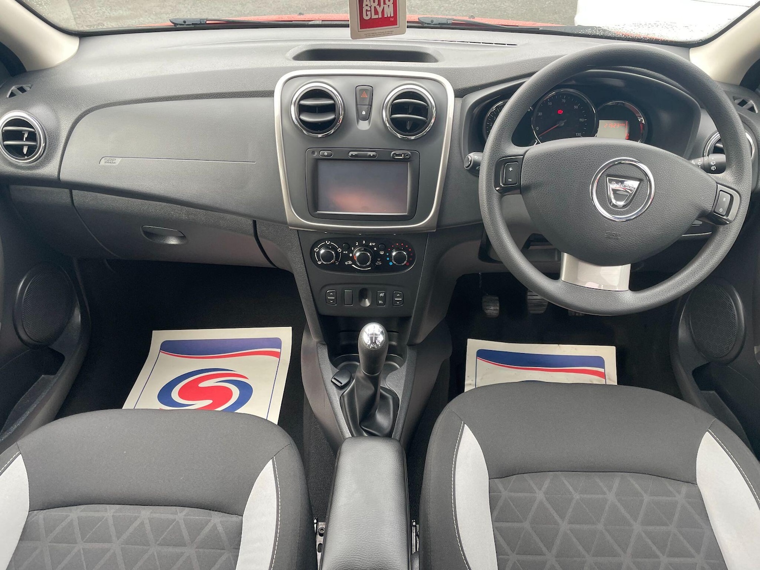 Used Dacia Sandero Stepway 2015 for sale - 76109491: Photo 20