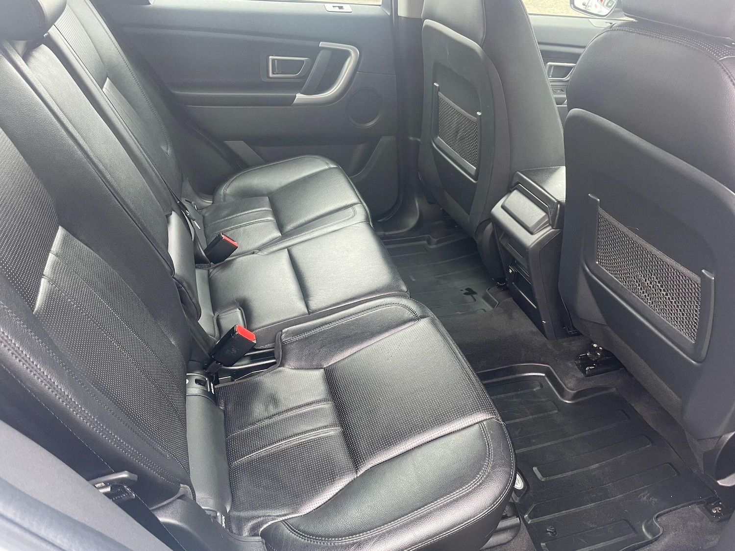 Used Land Rover Discovery Sport 2017 for sale - 76306865: Photo 17