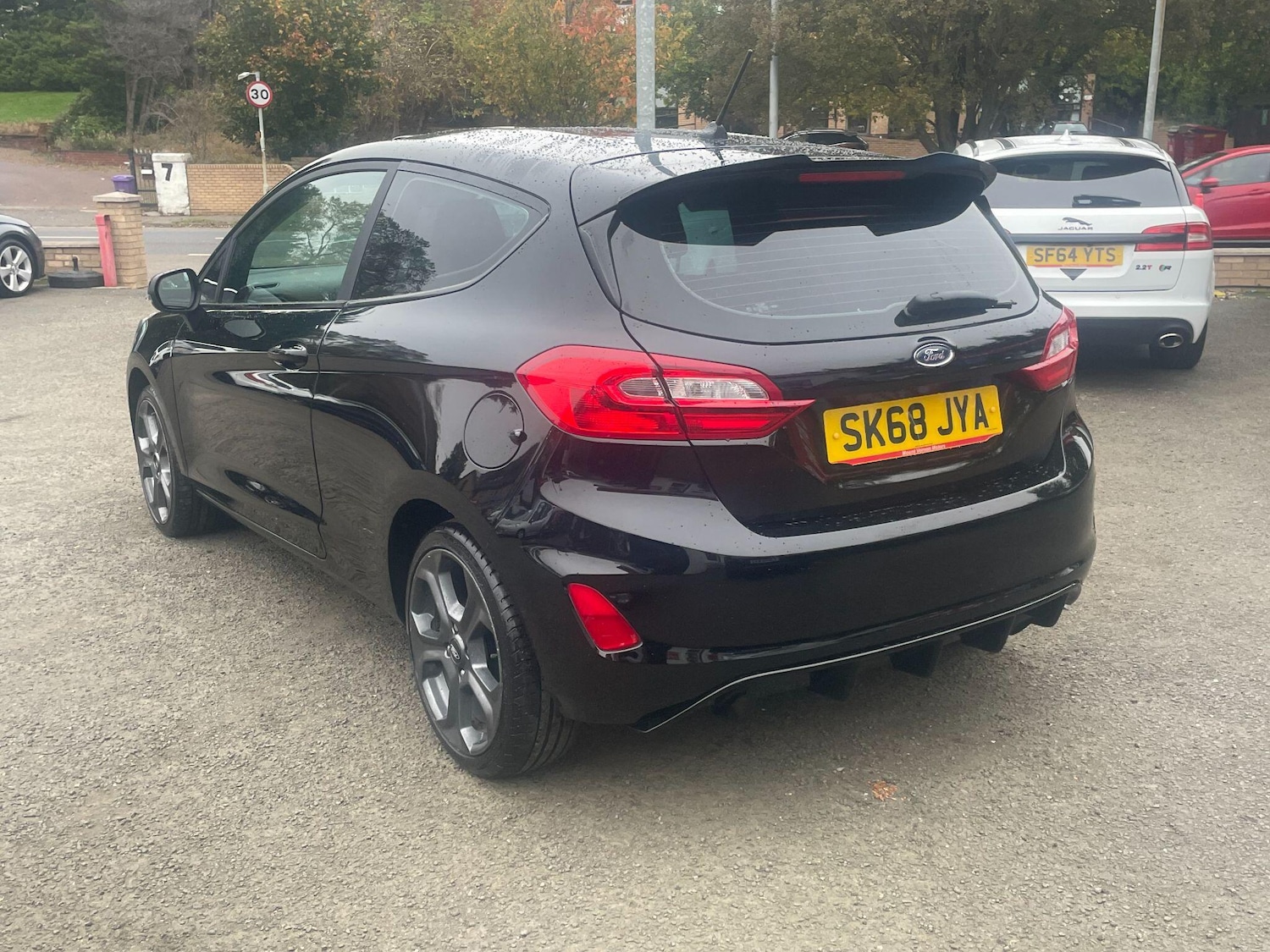 Used Ford Fiesta 2018 for sale - 76270890: Photo 9