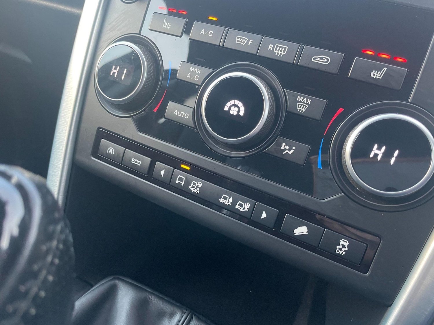 Used Land Rover Discovery Sport 2017 for sale - 76538351: Photo 17