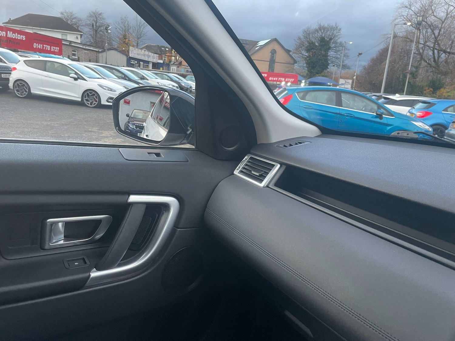 Used Land Rover Discovery Sport 2017 for sale - 76538351: Photo 19