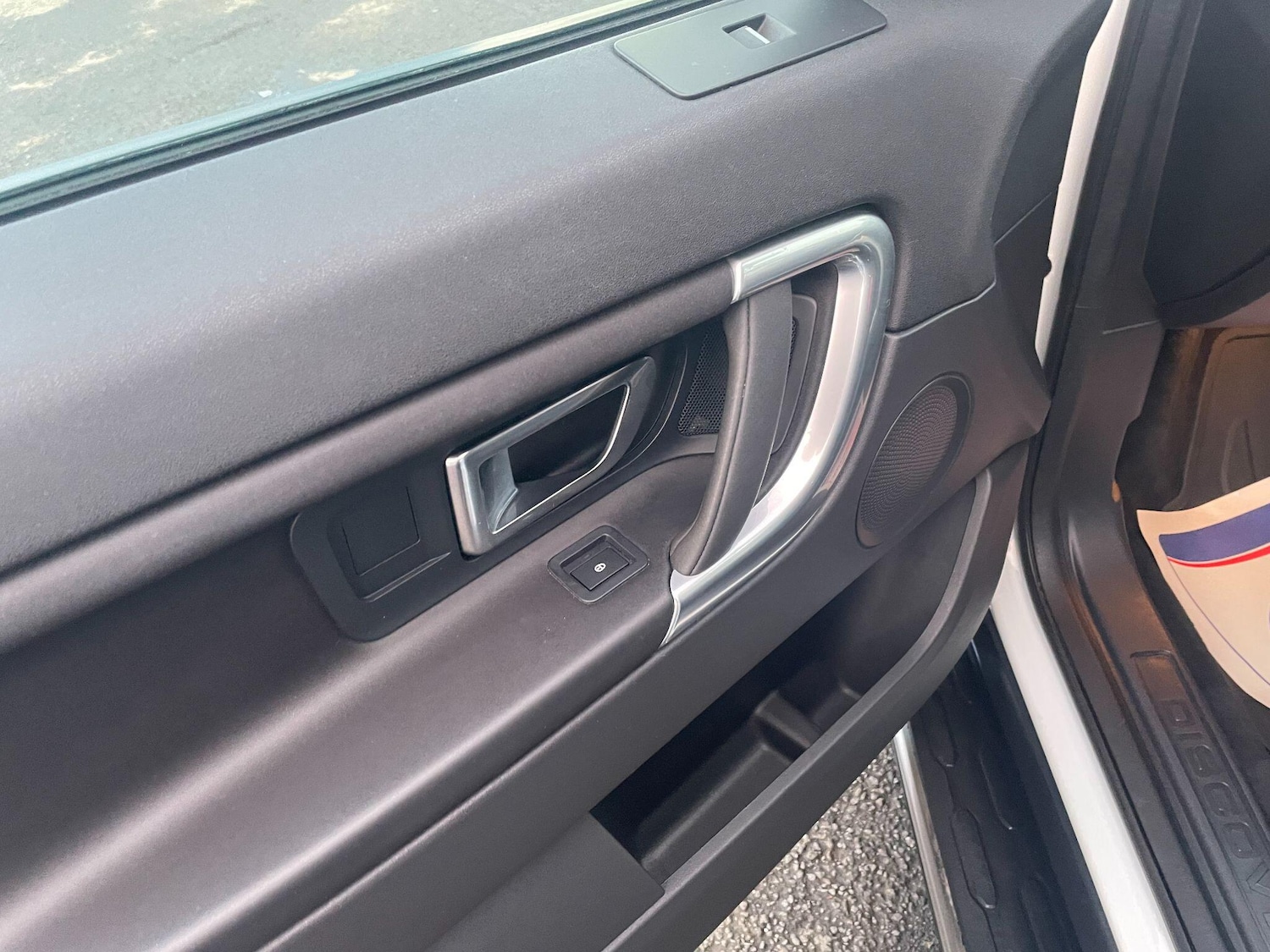 Used Land Rover Discovery Sport 2017 for sale - 76538351: Photo 26