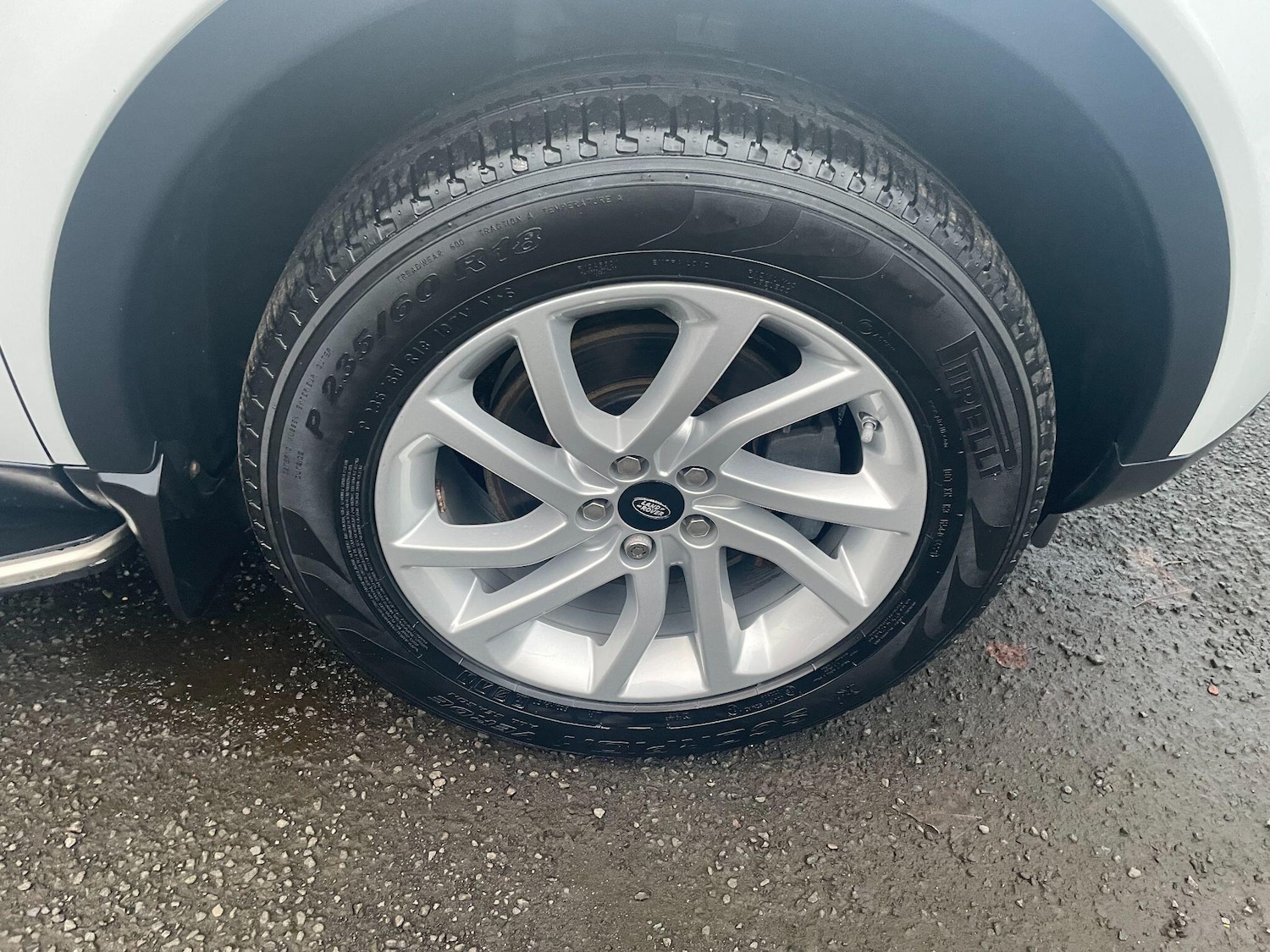 Used Land Rover Discovery Sport 2017 for sale - 76538351: Photo 30