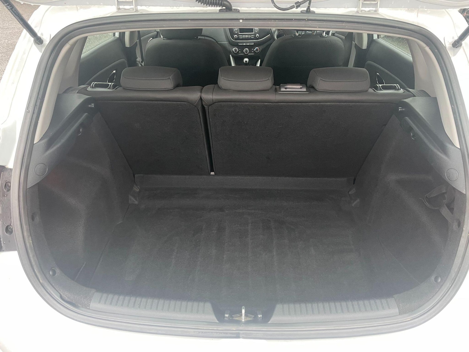 Used Kia Ceed 2014 for sale - 76188504: Photo 19