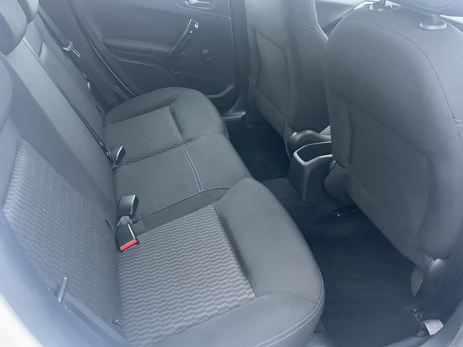 Used Peugeot 208 2018 for sale - 76561868: Photo 18