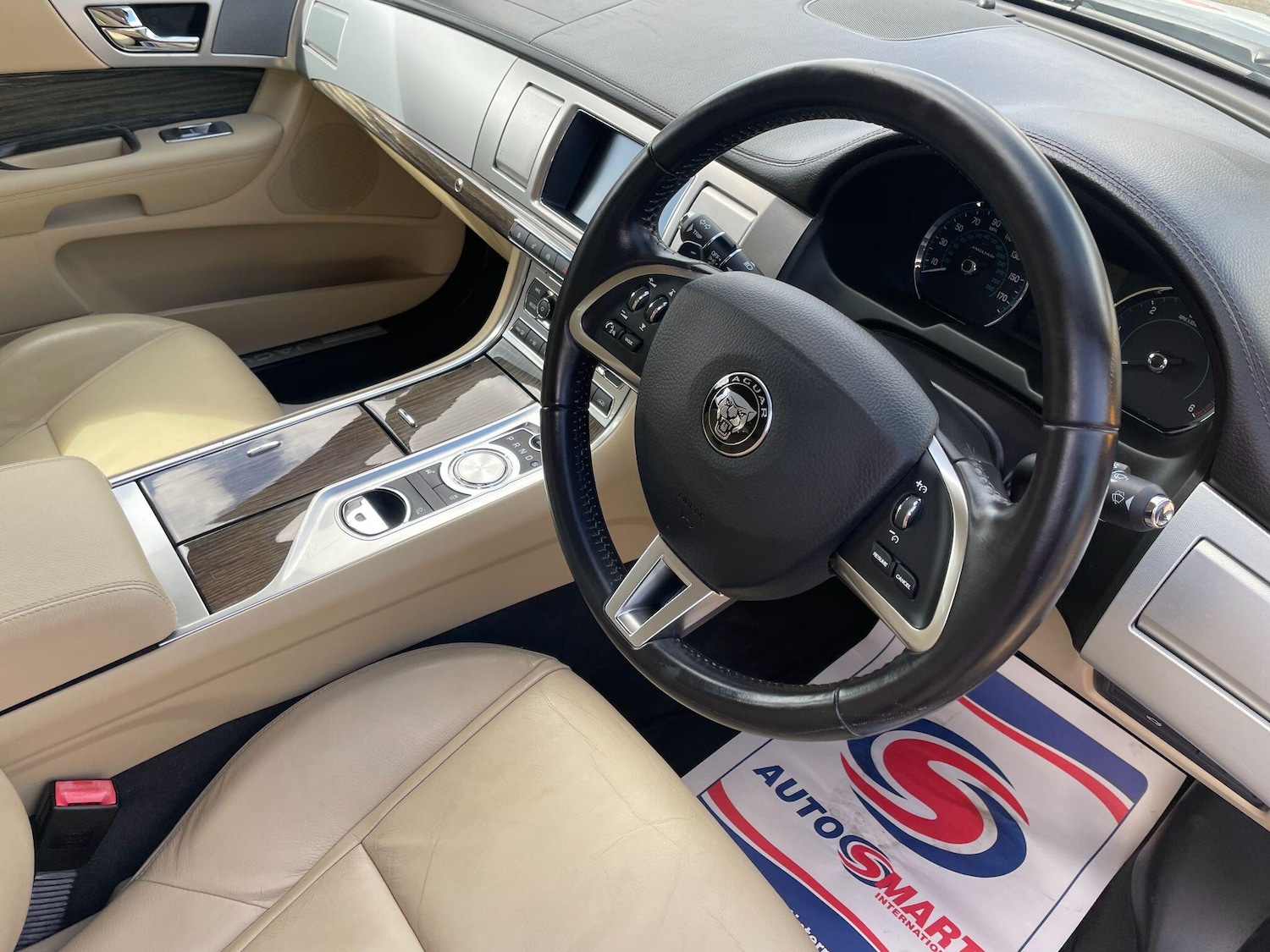 Used Jaguar XF for sale - 78204588: Photo 14