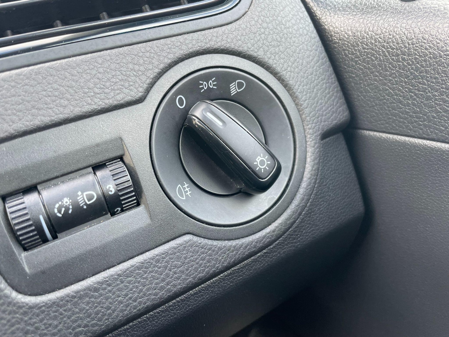 Used Volkswagen Polo for sale - 78148152: Photo 23