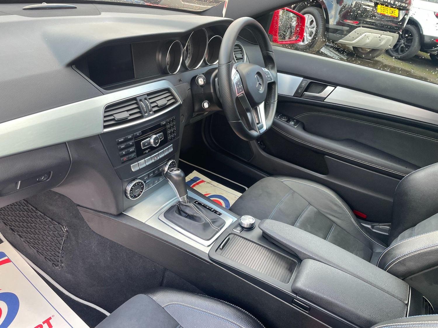 Used Mercedes-Benz C Class 2014 for sale - 76800932: Photo 32