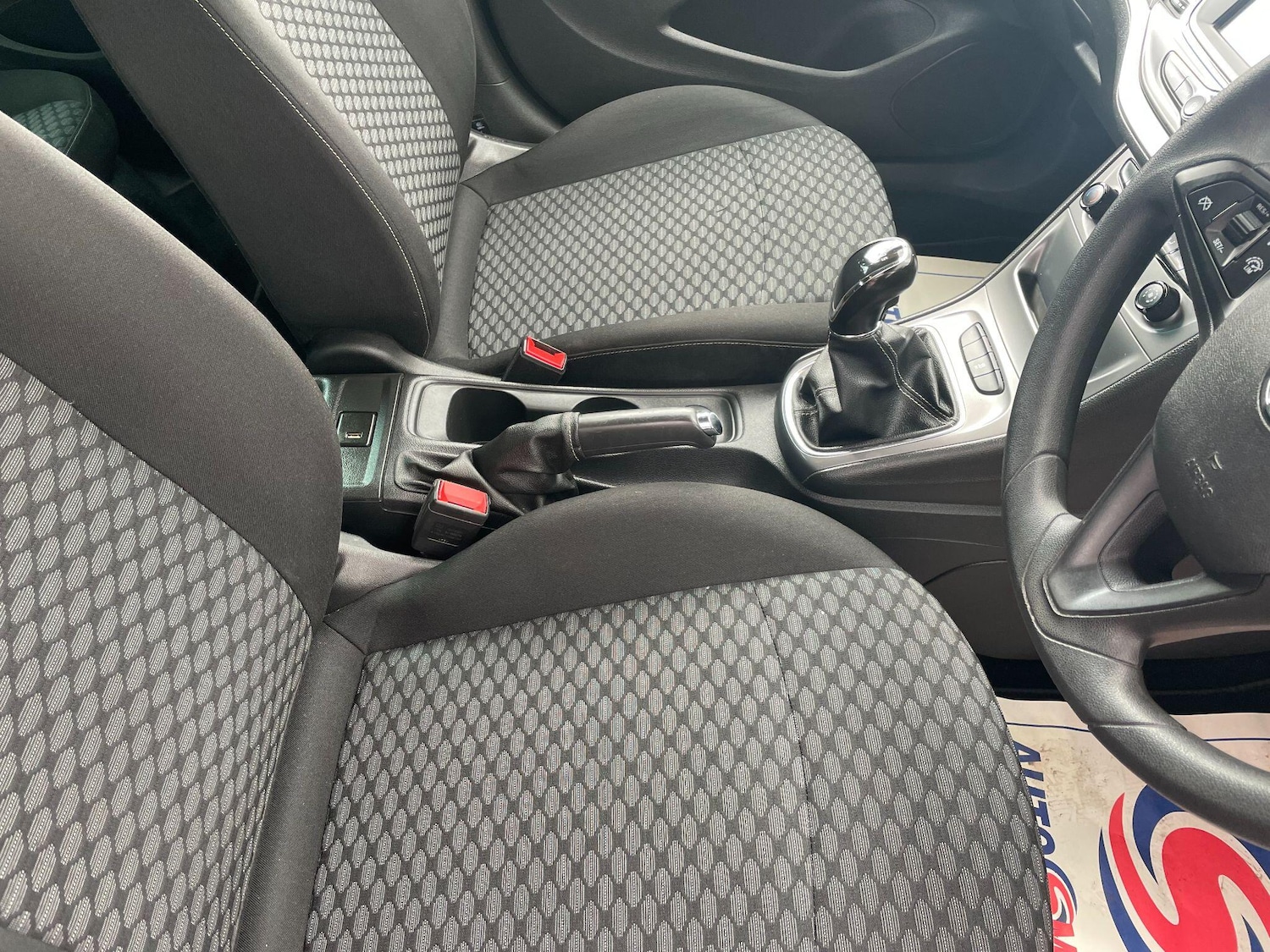 Used Vauxhall Astra 2018 for sale - 76108341: Photo 15