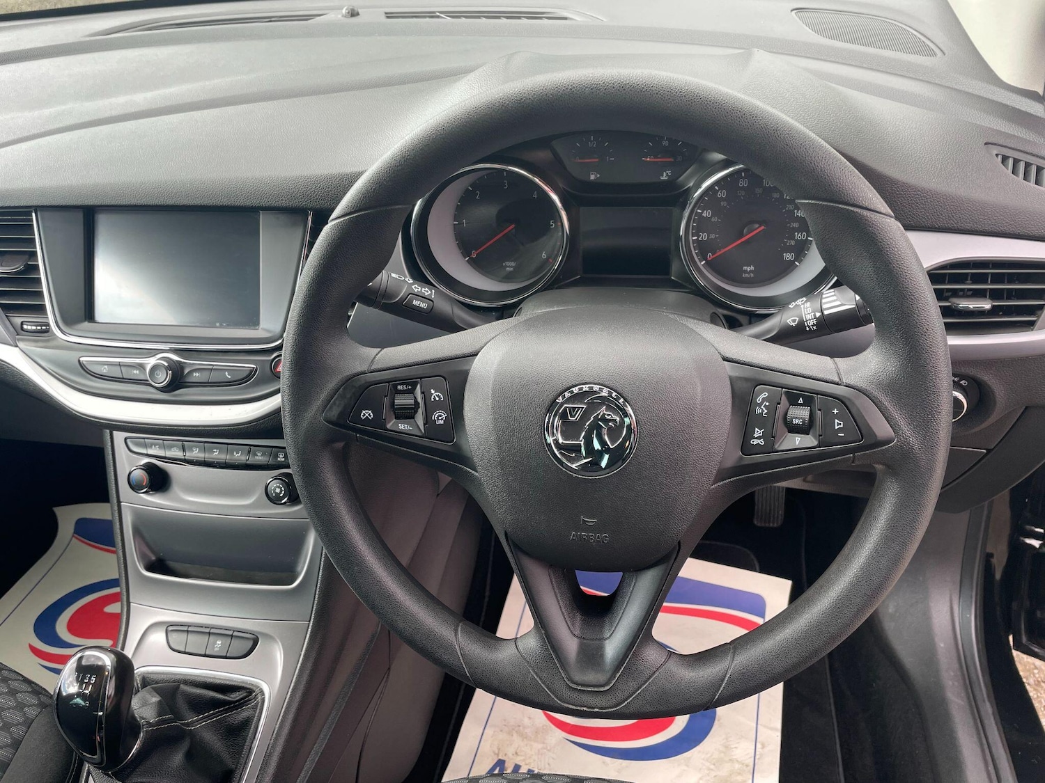 Used Vauxhall Astra 2018 for sale - 76108341: Photo 18