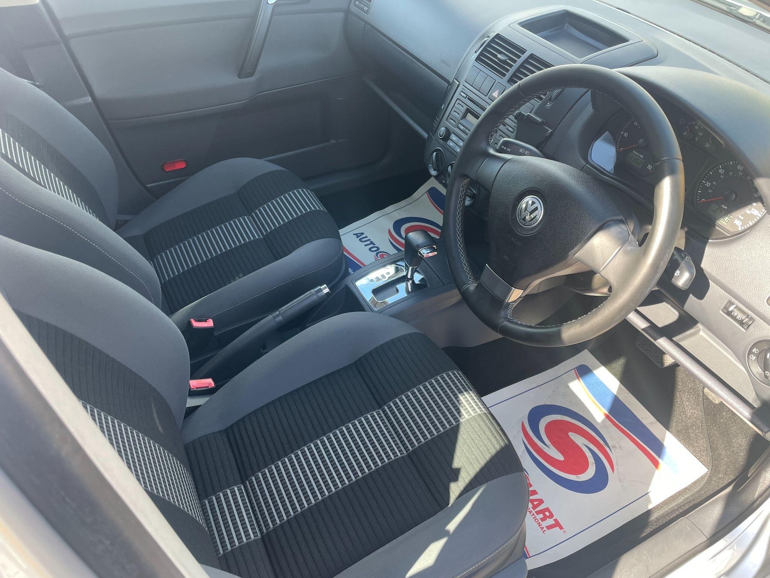 Used Volkswagen Polo 2009 for sale - 78203824: Photo 15