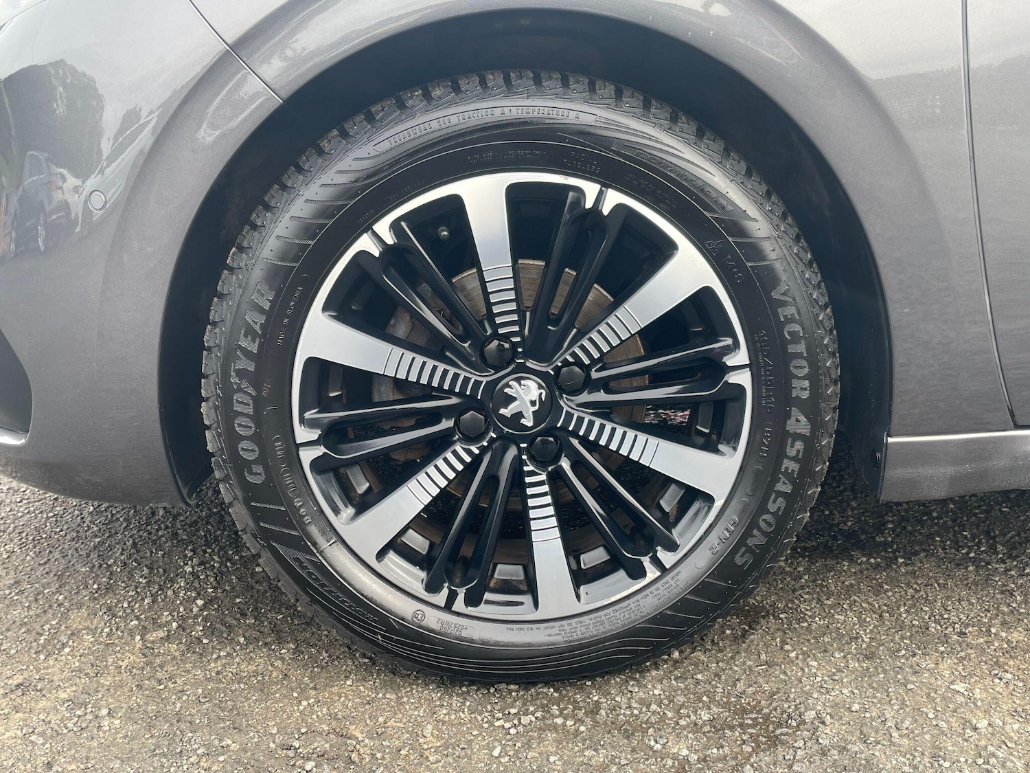 Used Peugeot 208 2019 for sale - 76108702: Photo 24