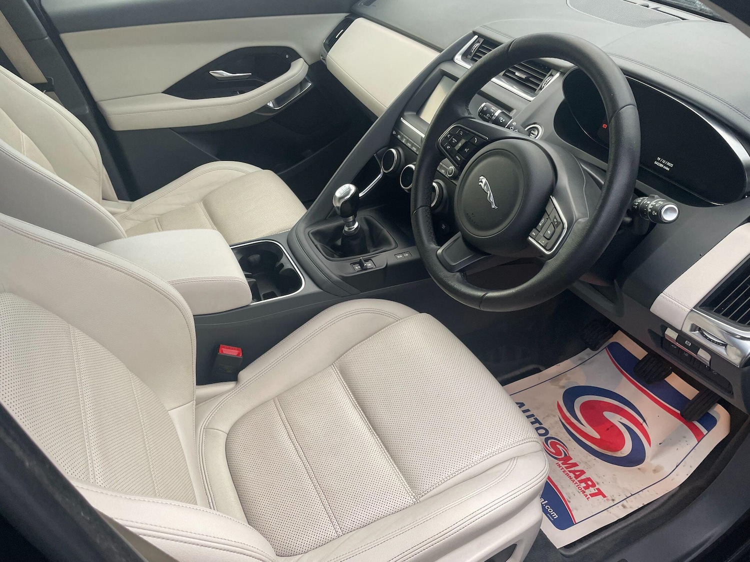 Used Jaguar E-Pace 2019 for sale - 77016366: Photo 14