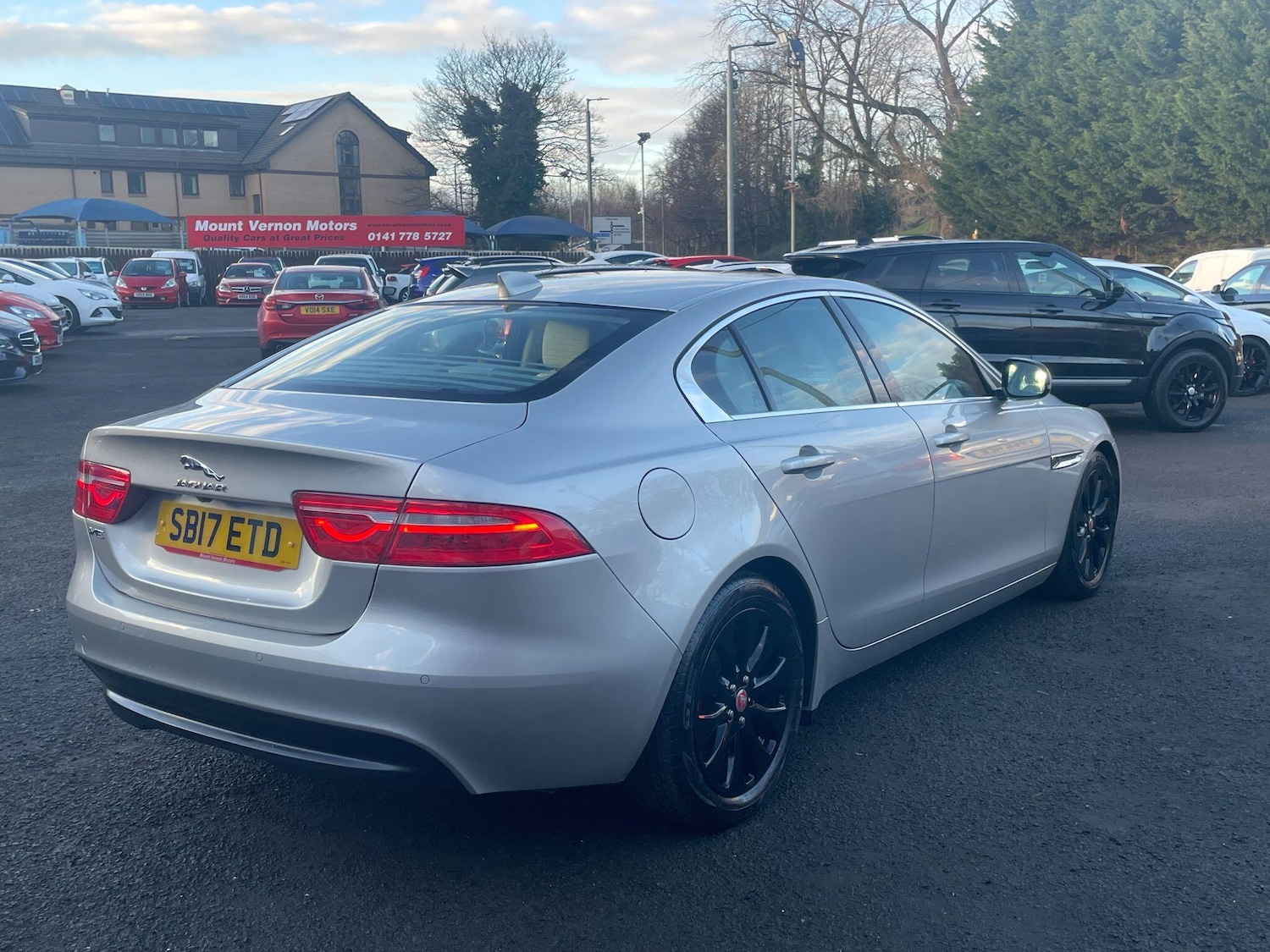 Used Jaguar XE 2017 for sale - 77254791: Photo 11