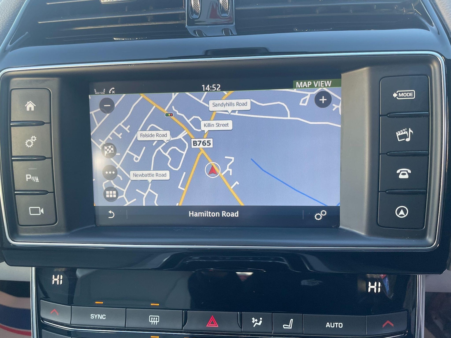 Used Jaguar XE 2017 for sale - 77254791: Photo 19