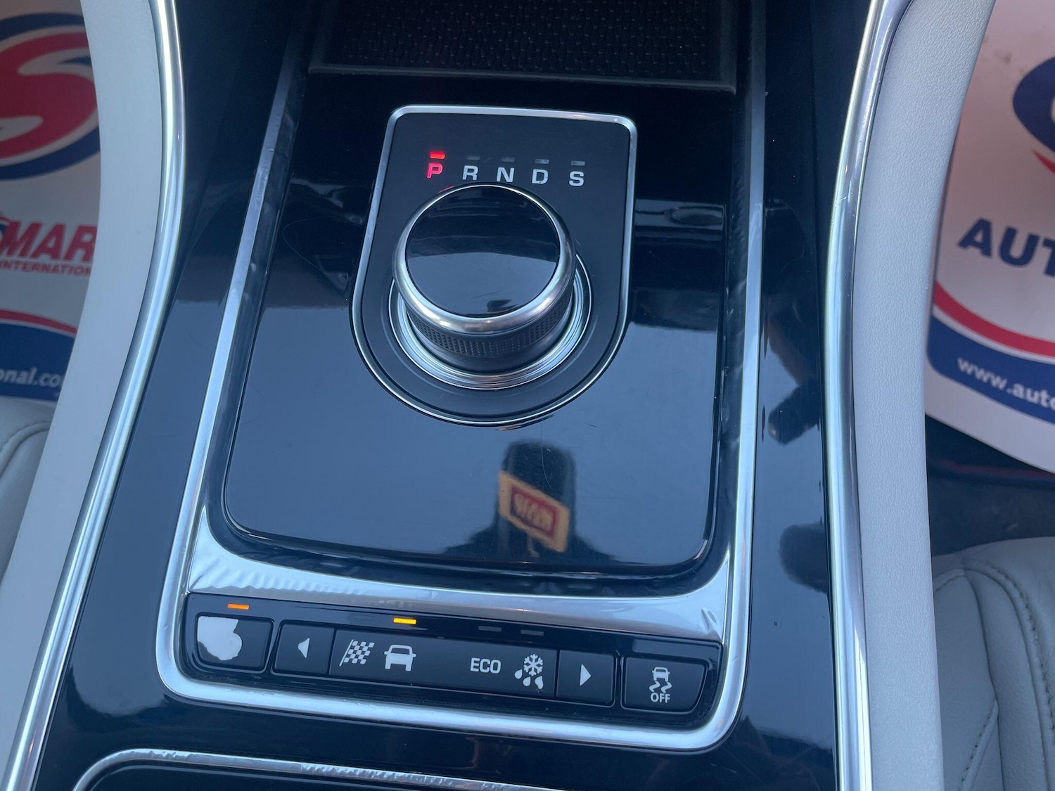 Used Jaguar XE 2017 for sale - 77254791: Photo 20