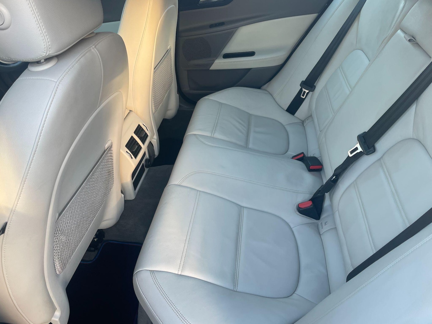 Used Jaguar XE 2017 for sale - 77254791: Photo 24