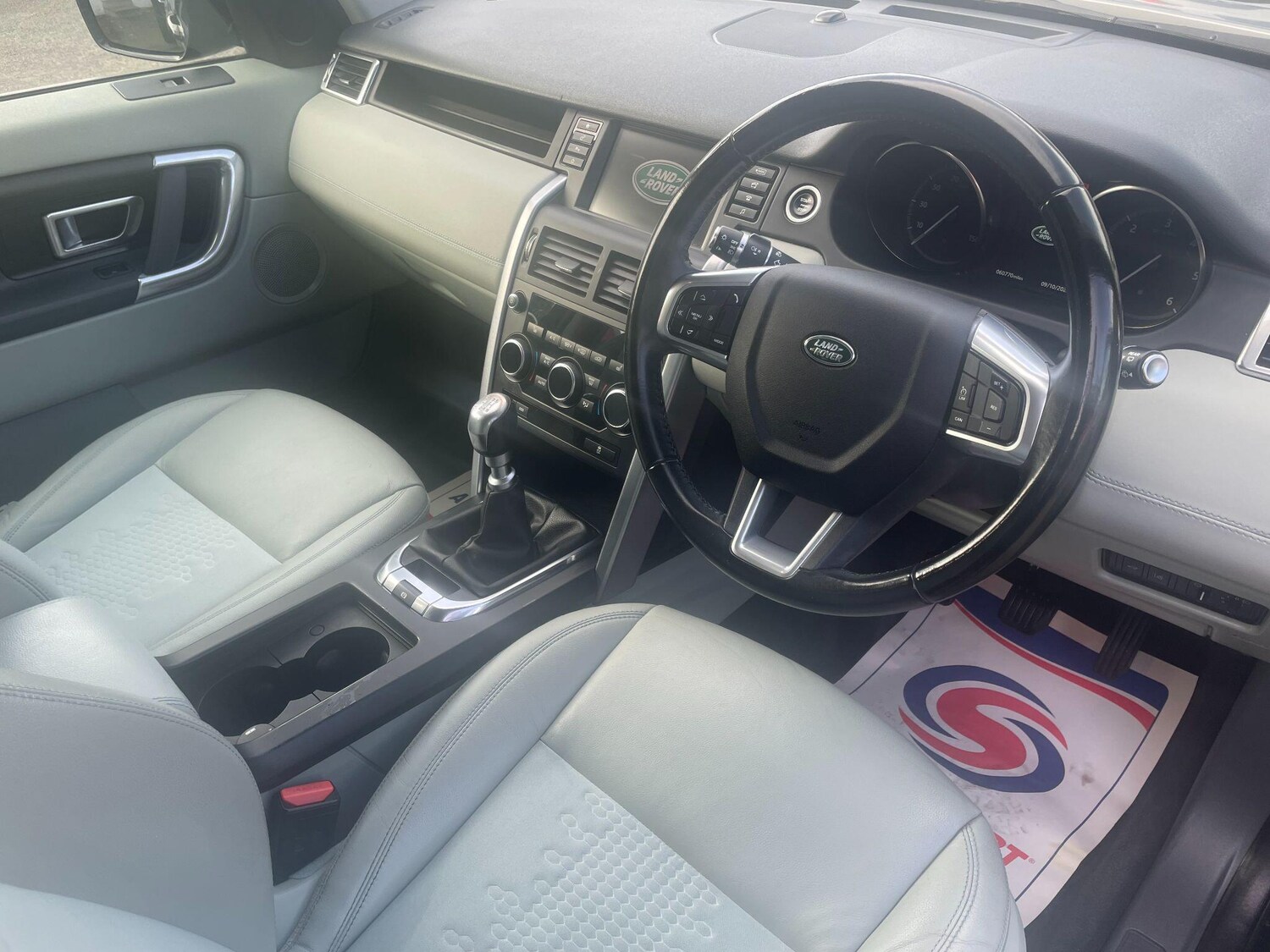 Used Land Rover Discovery Sport 2018 for sale - 76226773: Photo 17