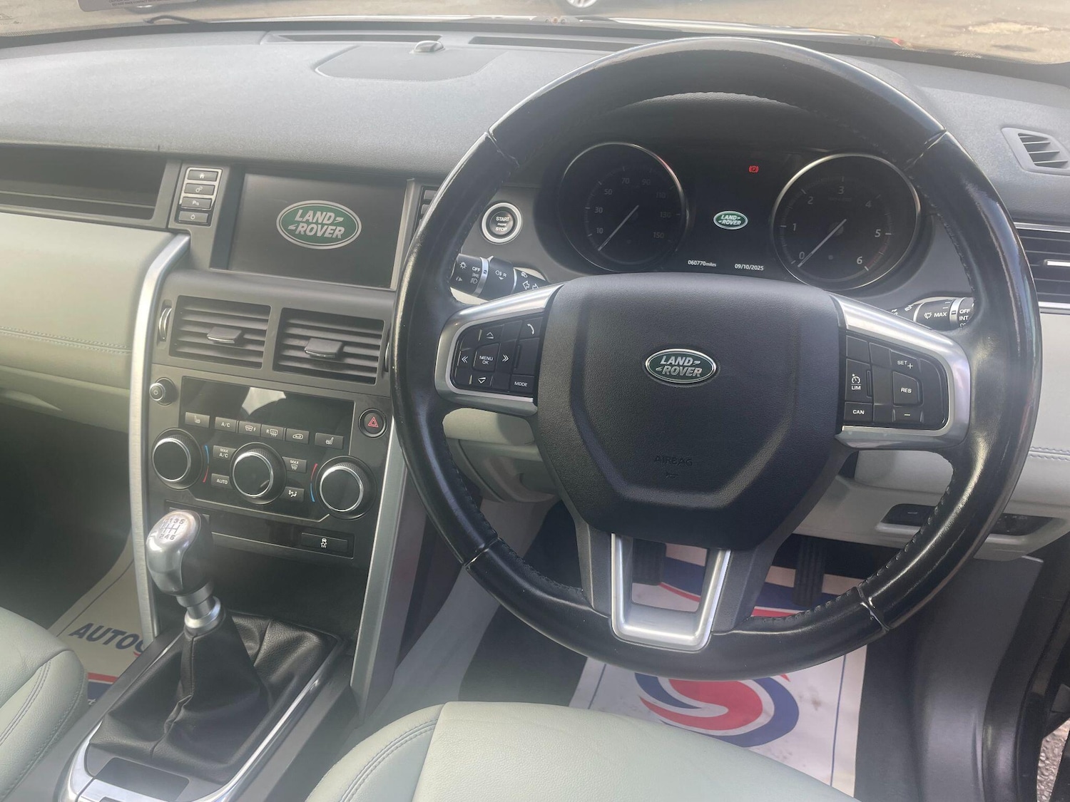 Used Land Rover Discovery Sport 2018 for sale - 76226773: Photo 18