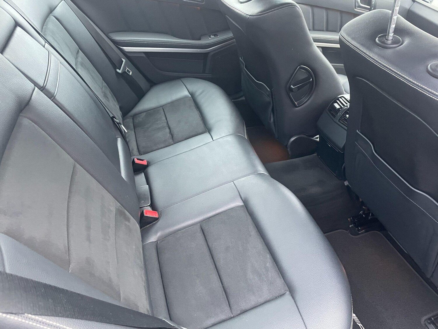 Used Mercedes-Benz E Class 2013 for sale - 77479388: Photo 18