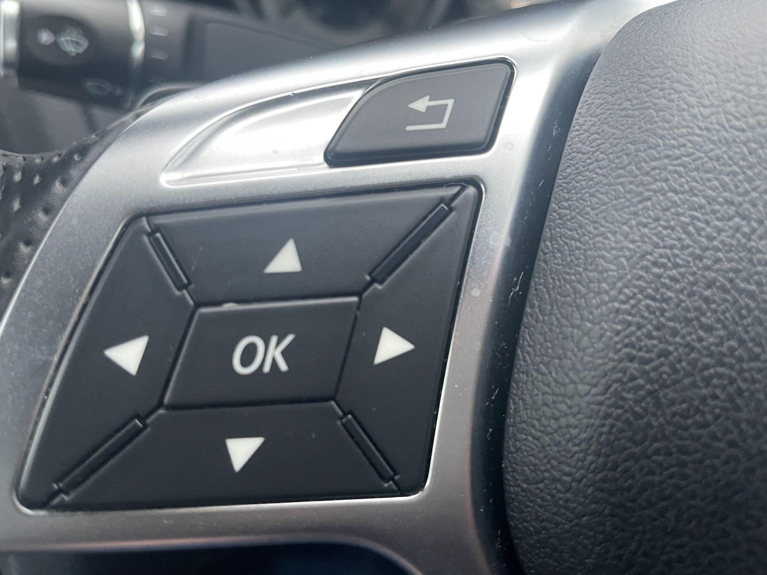 Used Mercedes-Benz E Class for sale - 77633660: Photo 22