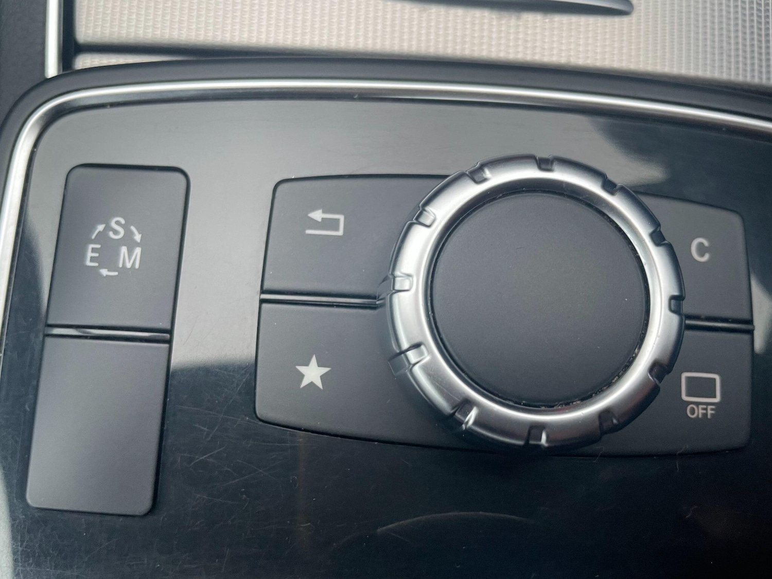 Used Mercedes-Benz E Class for sale - 77633660: Photo 28