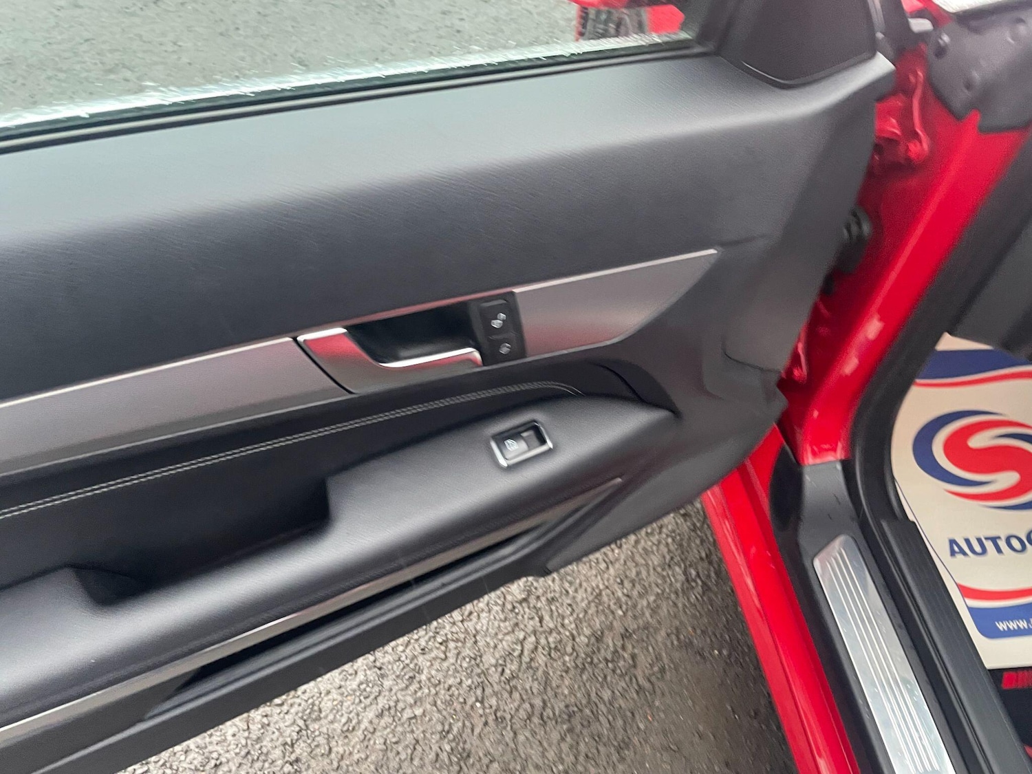 Used Mercedes-Benz E Class for sale - 77633660: Photo 34