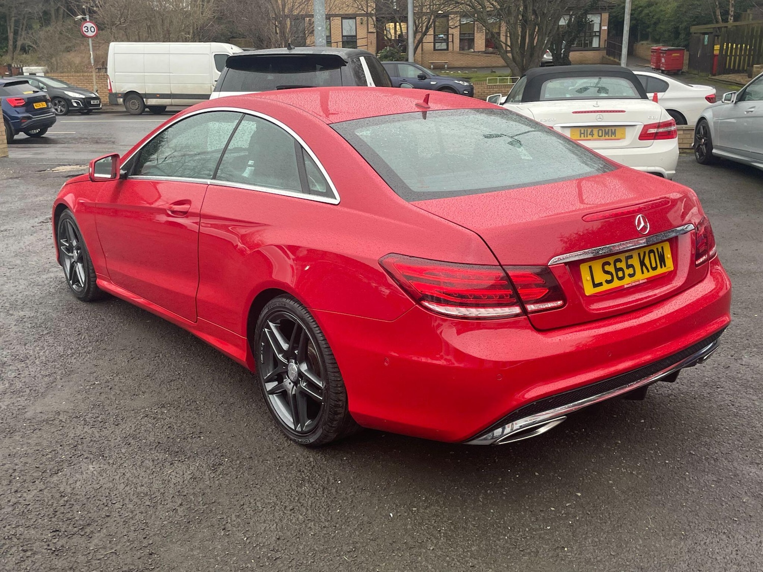 Used Mercedes-Benz E Class for sale - 77633660: Photo 9