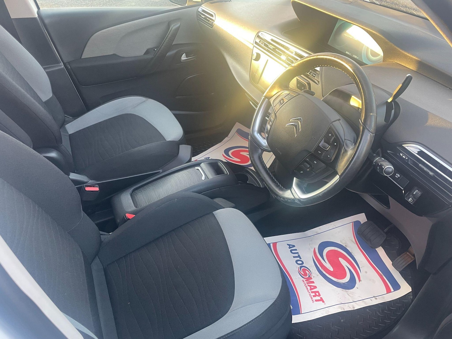 Used Citroen C4 Picasso 2015 for sale - 77060356: Photo 13