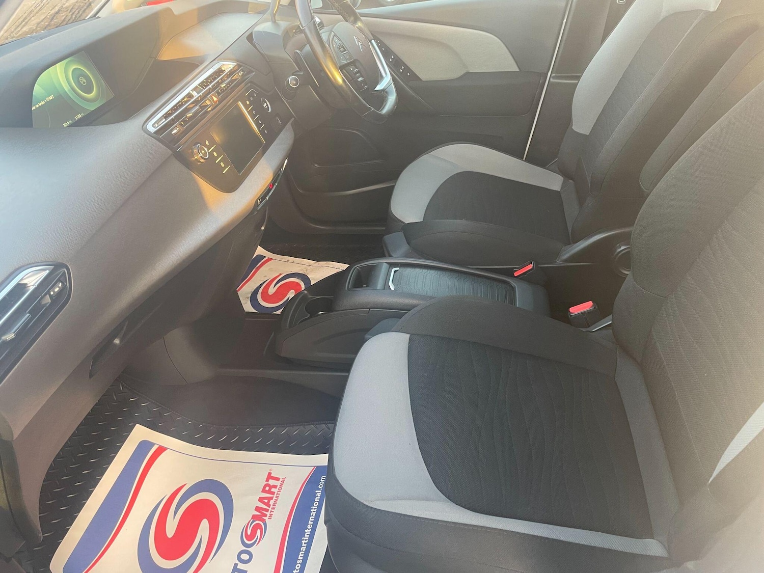 Used Citroen C4 Picasso 2015 for sale - 77060356: Photo 21