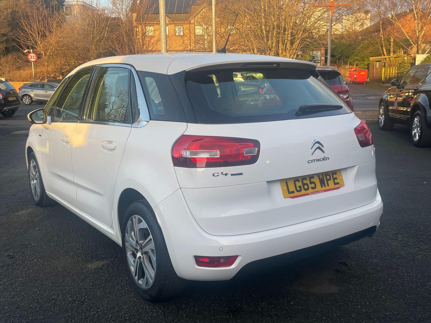Used Citroen C4 Picasso 2015 for sale - 77060356: Photo 8