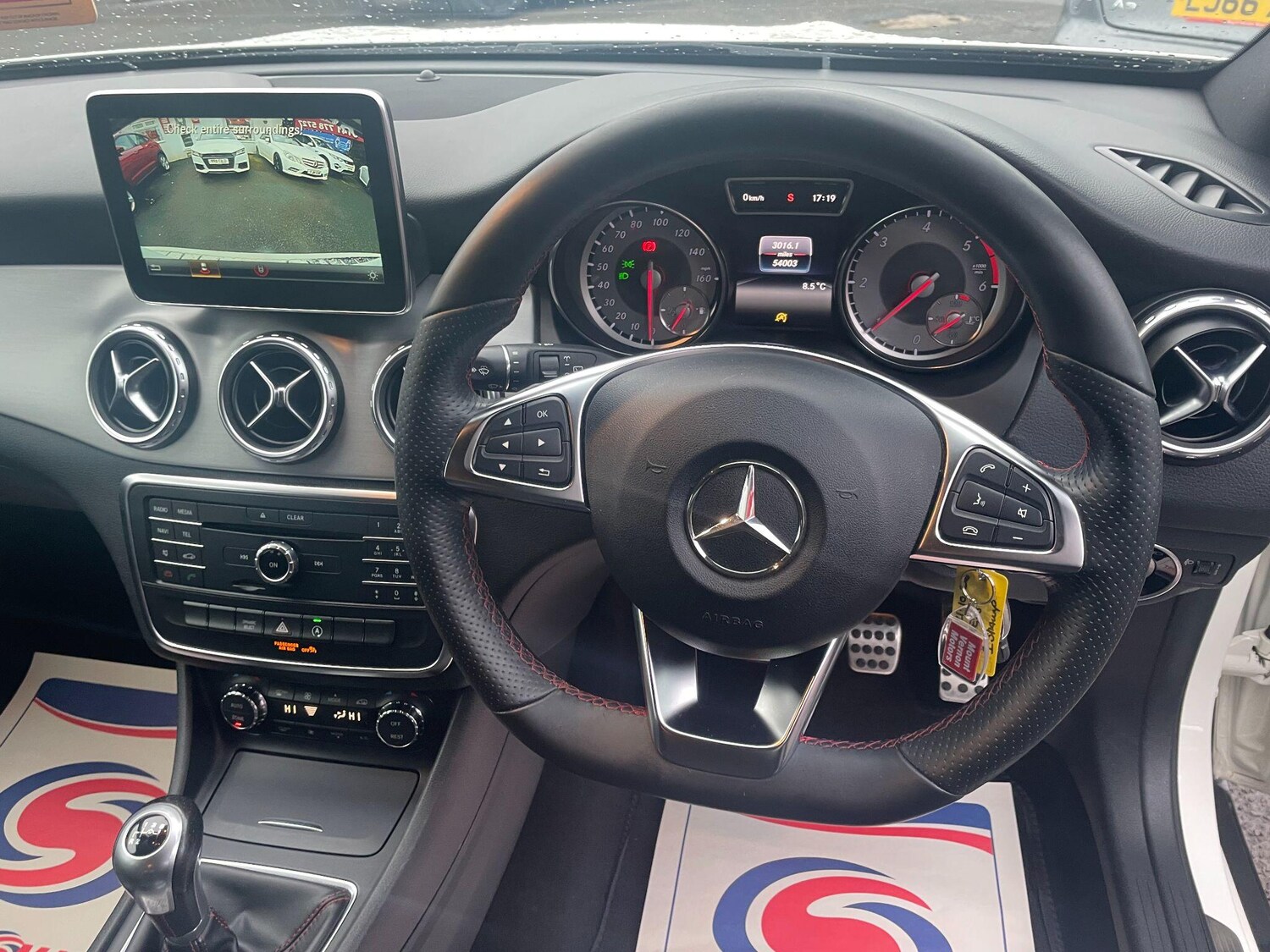 Used Mercedes-Benz GLA 2015 for sale - 77838459: Photo 17