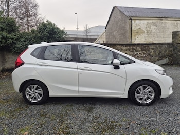 Used Honda Jazz 2017 for sale - 76899760: Photo