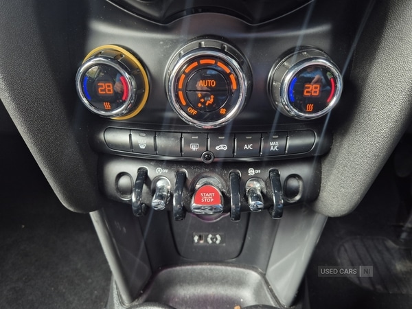 Used MINI Hatch 2018 for sale - 76308157: Photo 18