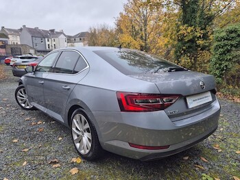 Used Skoda Superb 2018 for sale - 76473965: Photo
