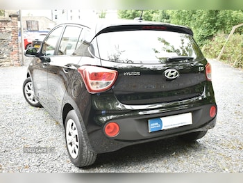 Used Hyundai i10 2018 for sale - 75509033: Photo