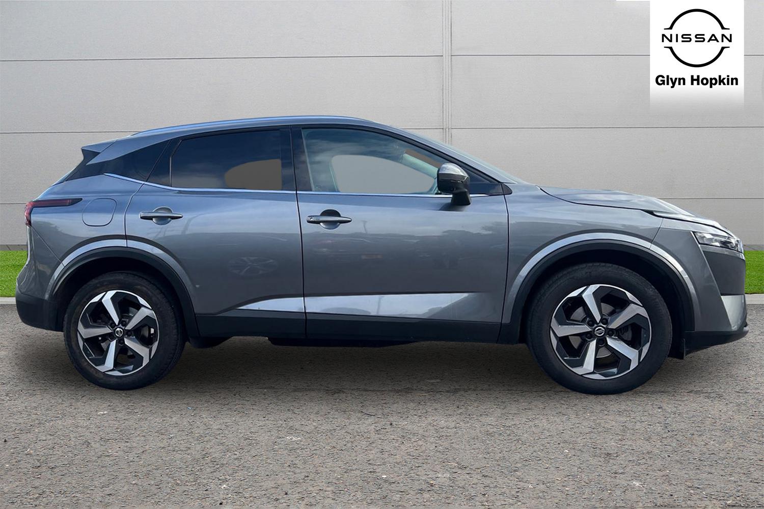 Used Nissan Qashqai 2021 for sale - 76466490: Photo 2