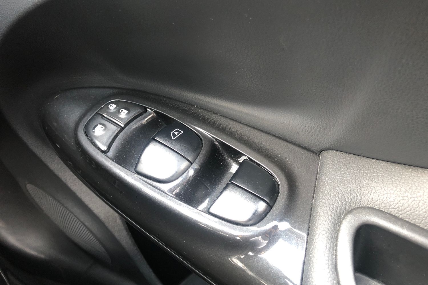 Used Nissan Juke 2019 for sale - 77911234: Photo 16