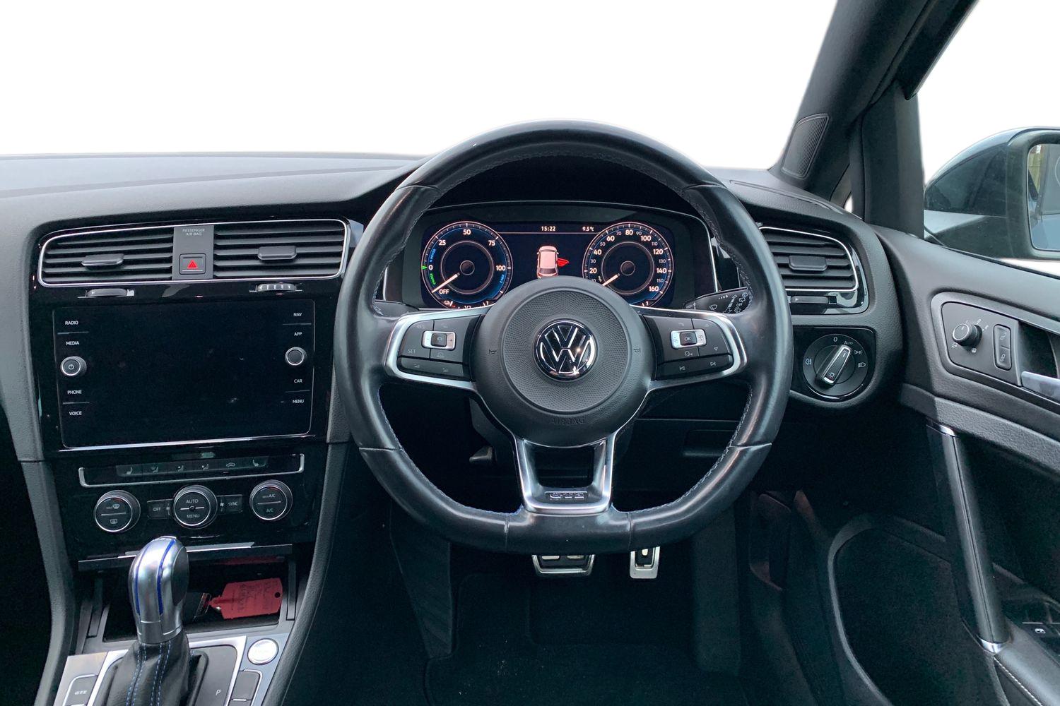 Used Volkswagen Golf 2018 for sale - 77353697: Photo 11
