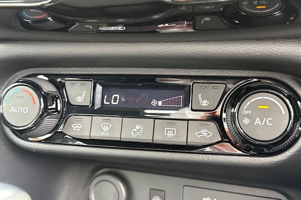 Used Nissan Juke 2024 for sale - 74805385: Photo 15