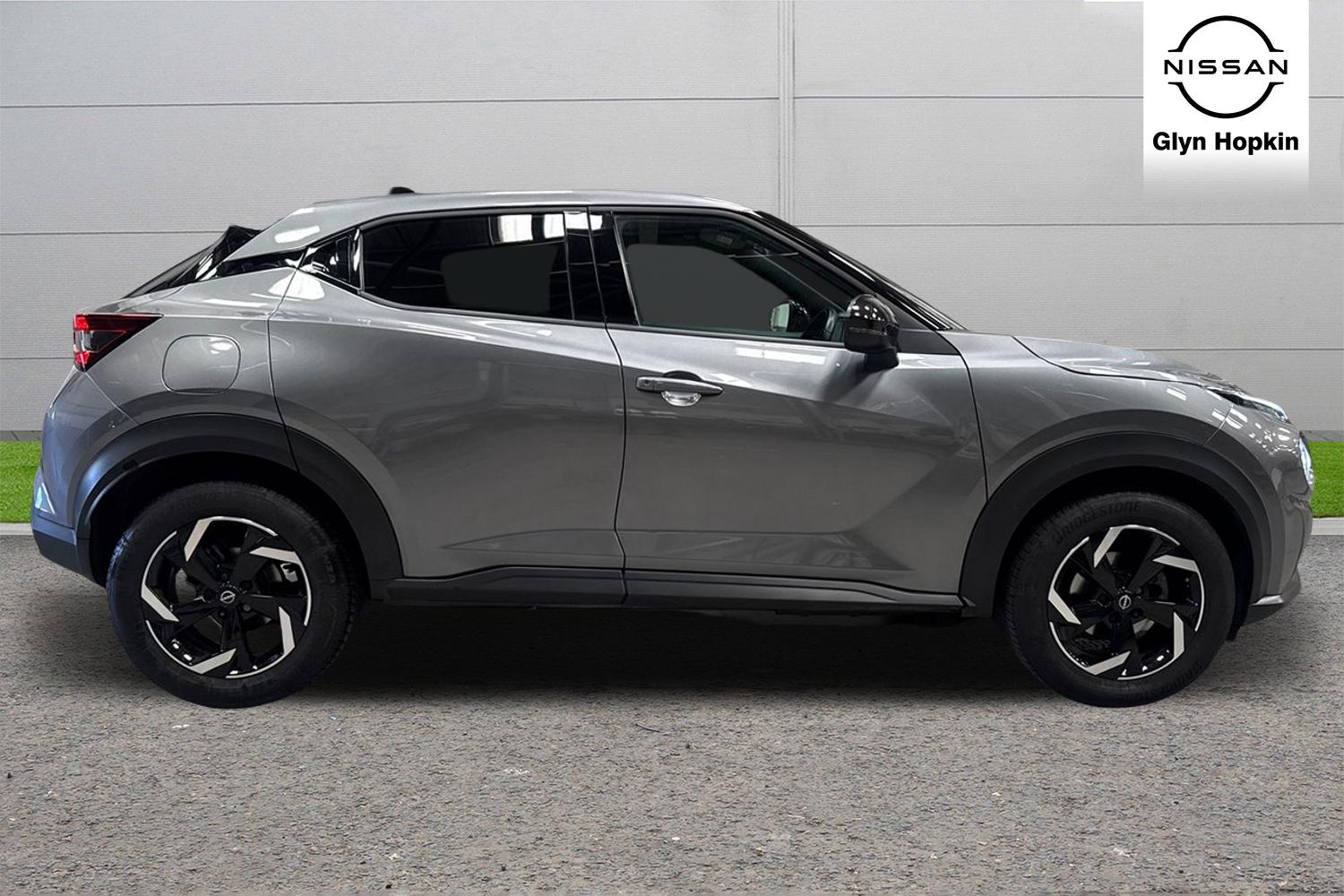 Used Nissan Juke 2023 for sale - 76130414: Photo 2