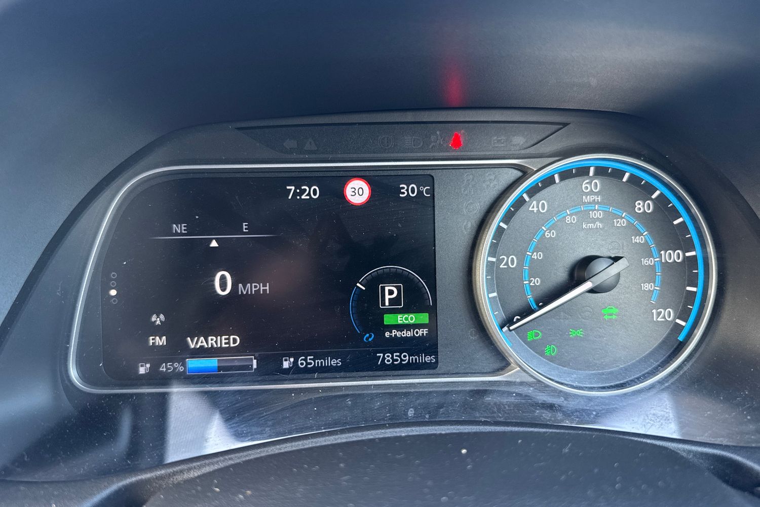 2022 Nissan Leaf 110kW N-Connecta 39kWh 5dr Auto Hatchback Electric Automatic - Picture 20 of 24